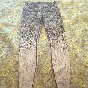 Lululemon yoga pants
